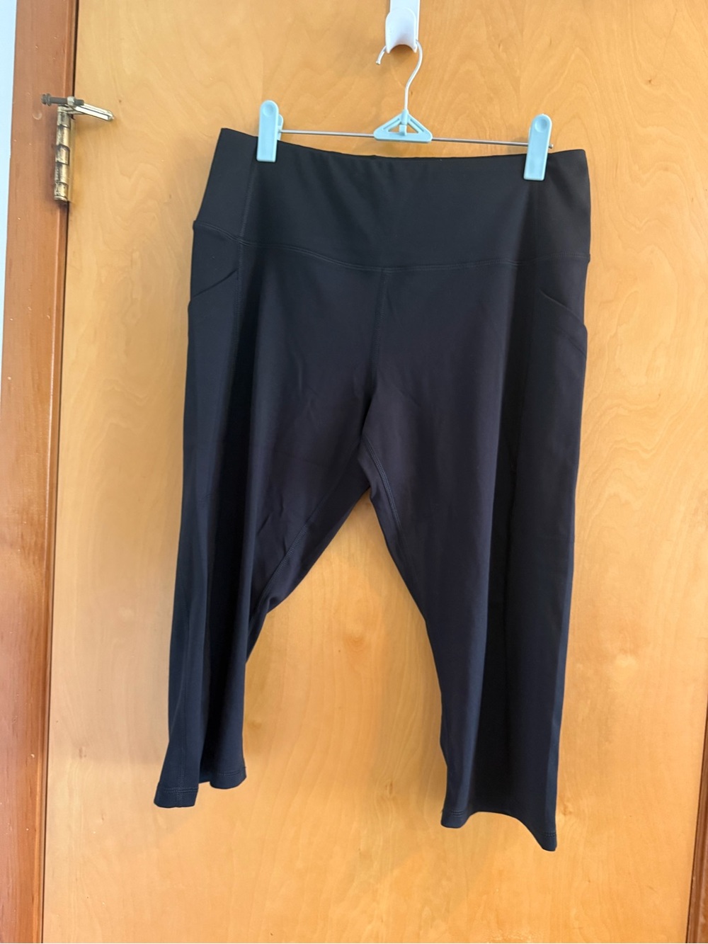 32 Degrees Black High Waist Cropped Leggings